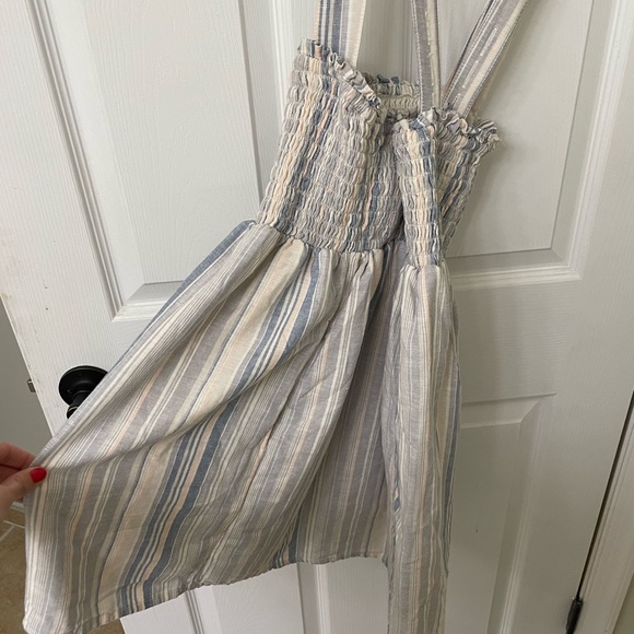 American Eagle outfitters smocked mini dress with a crisscross back. Size small. - Picture 10 of 12